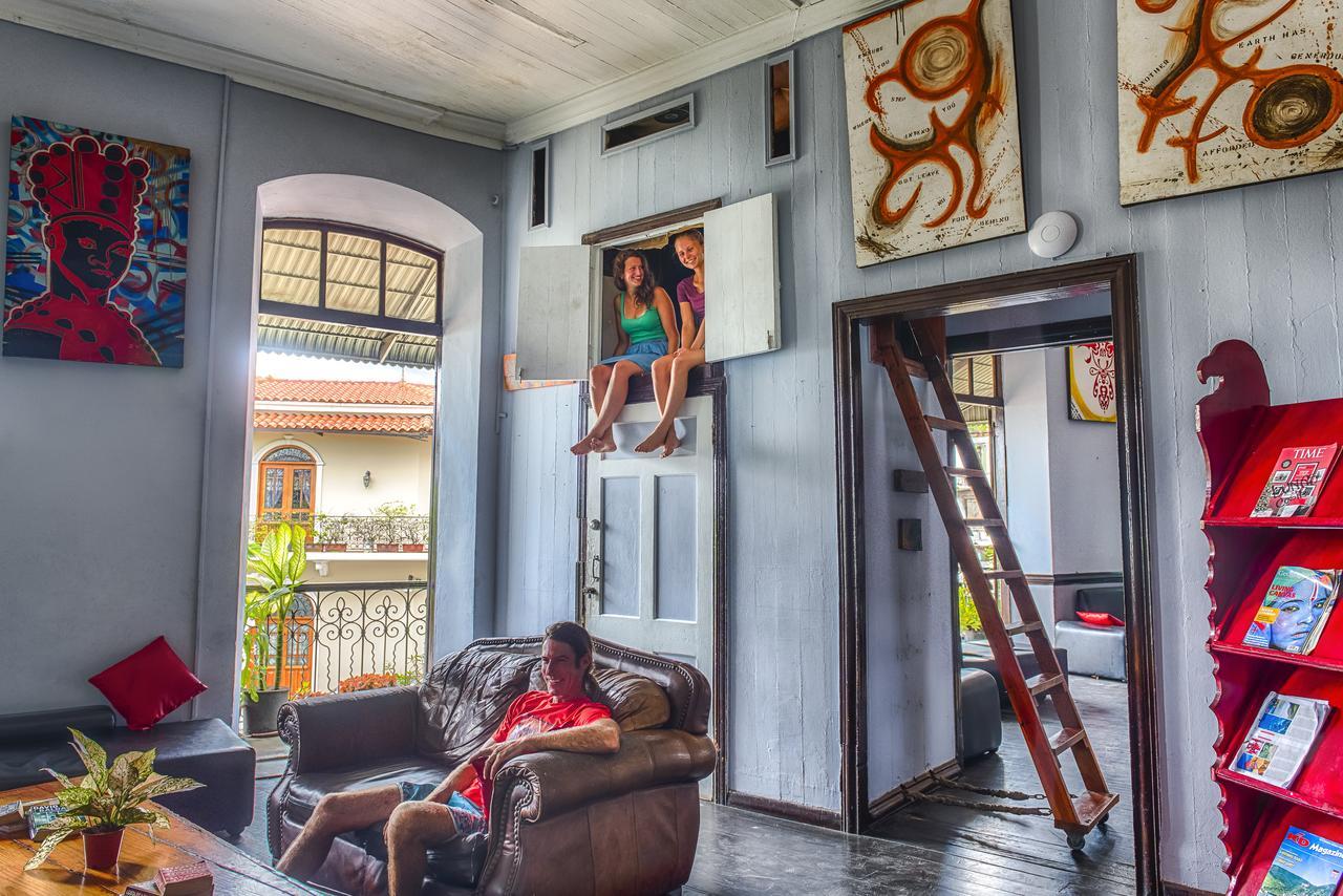 Luna'S Castle Hostel Panamá Esterno foto
